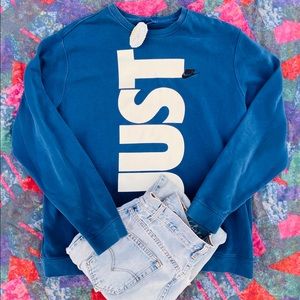 Y2K Nike Crewneck Sweater